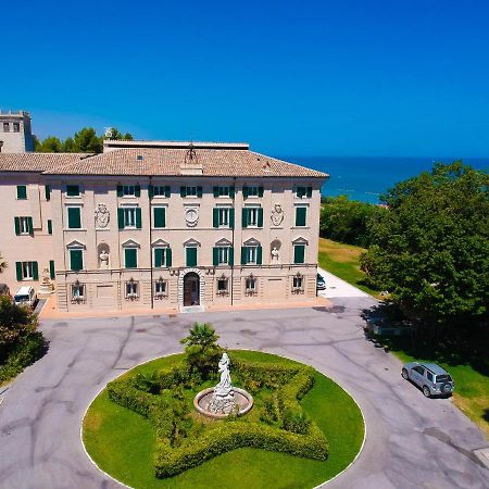 Domus Stella Maris - Casa Per Ferie Otel Ancona Dış mekan fotoğraf