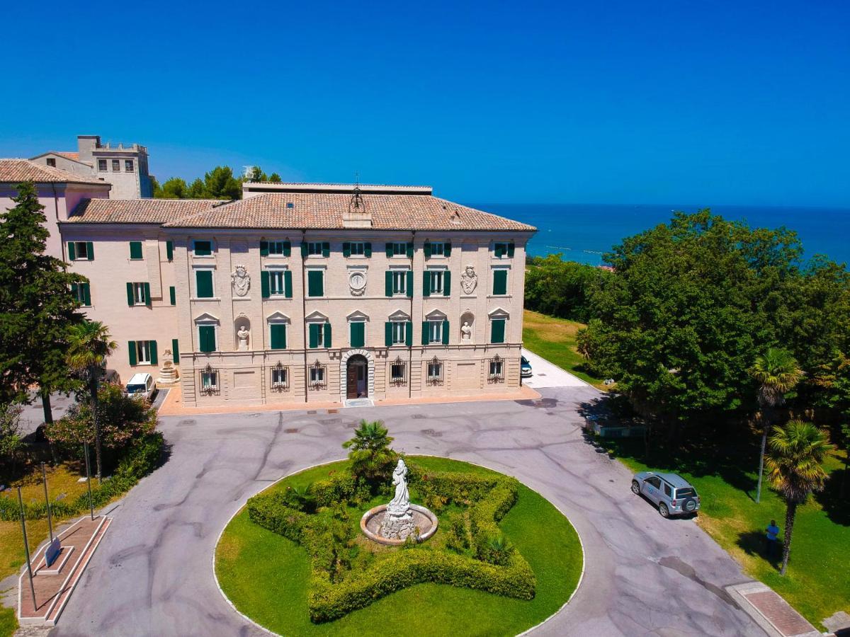 Domus Stella Maris - Casa Per Ferie Otel Ancona Dış mekan fotoğraf