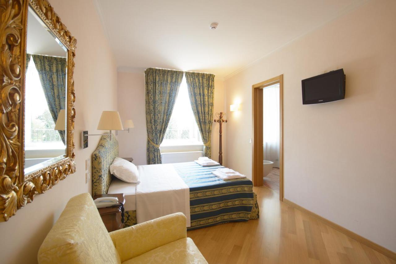 Domus Stella Maris - Casa Per Ferie Otel Ancona Dış mekan fotoğraf