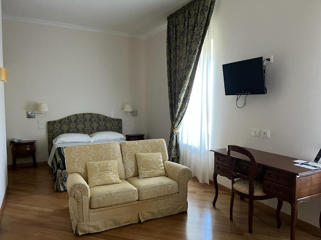 Domus Stella Maris - Casa Per Ferie Otel Ancona Dış mekan fotoğraf