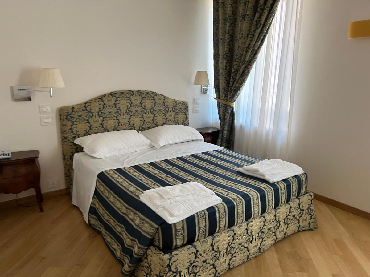 Domus Stella Maris - Casa Per Ferie Otel Ancona Dış mekan fotoğraf