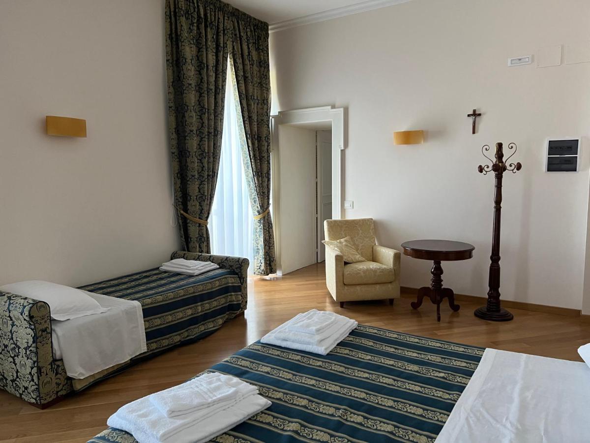 Domus Stella Maris - Casa Per Ferie Otel Ancona Dış mekan fotoğraf