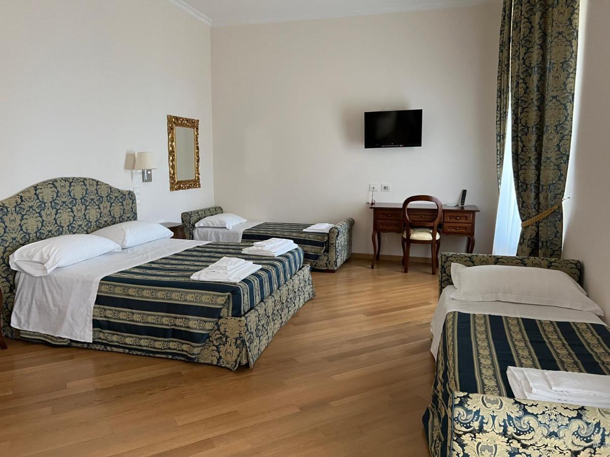 Domus Stella Maris - Casa Per Ferie Otel Ancona Dış mekan fotoğraf