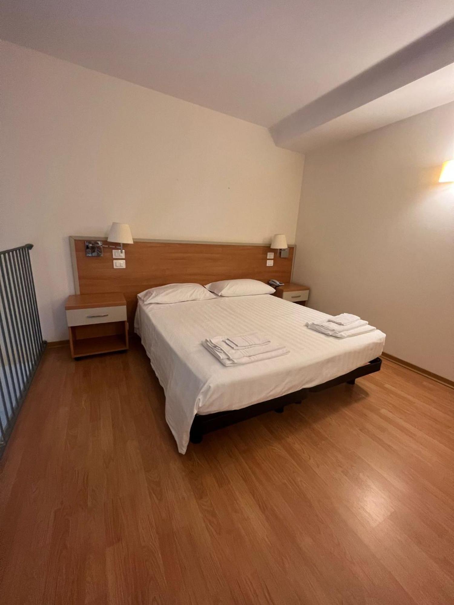 Domus Stella Maris - Casa Per Ferie Otel Ancona Dış mekan fotoğraf